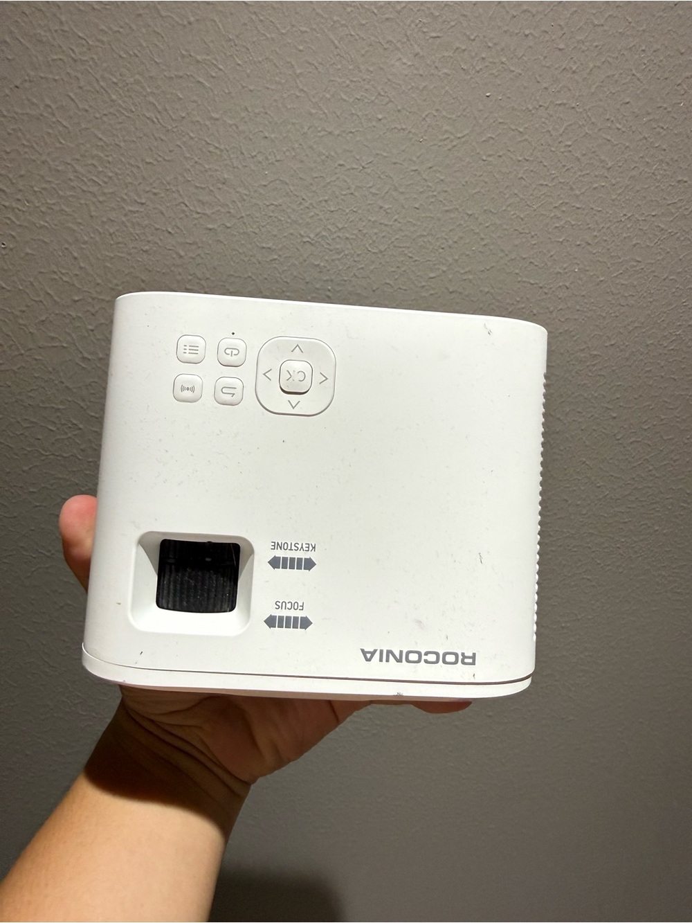 Compact White Portable Projector - Picture 3 of 4